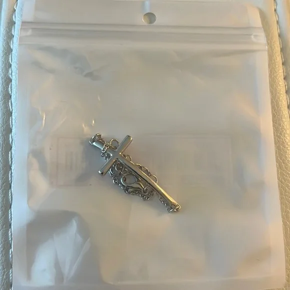 Women’s Cross Bracelet - Picture 2 of 3